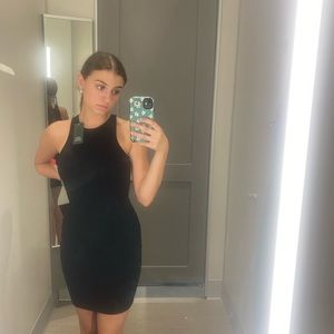 Meet your Posher, Claudia..